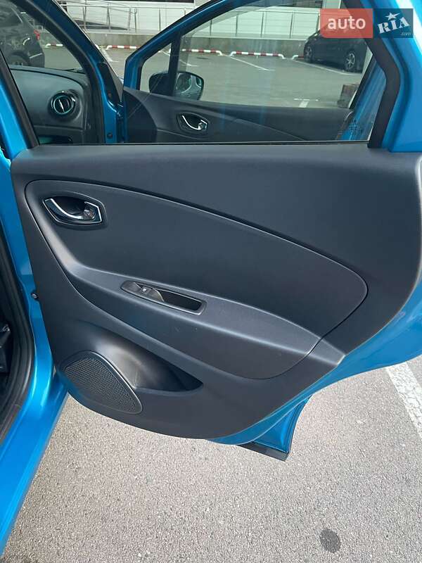 Внедорожник / Кроссовер Renault Captur 2015 в Львове