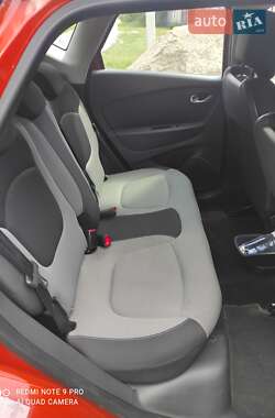 Позашляховик / Кросовер Renault Captur 2015 в Умані