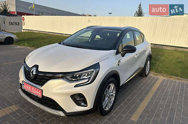 Внедорожник / Кроссовер Renault Captur 2020 в 