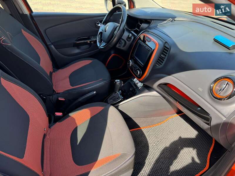 Внедорожник / Кроссовер Renault Captur 2014 в Киеве