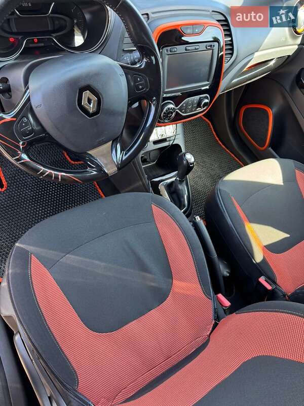 Внедорожник / Кроссовер Renault Captur 2014 в Киеве