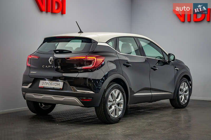 Внедорожник / Кроссовер Renault Captur 2021 в Киеве