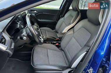 Внедорожник / Кроссовер Renault Captur 2020 в 