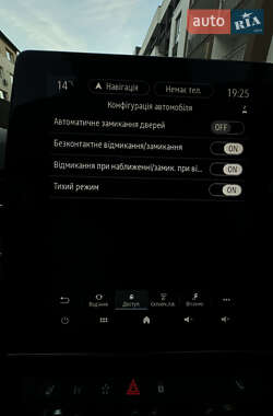 Внедорожник / Кроссовер Renault Captur 2020 в 