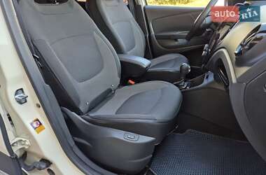 Внедорожник / Кроссовер Renault Captur 2015 в 