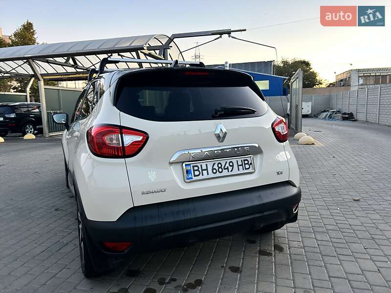 Внедорожник / Кроссовер Renault Captur 2015 в Одессе