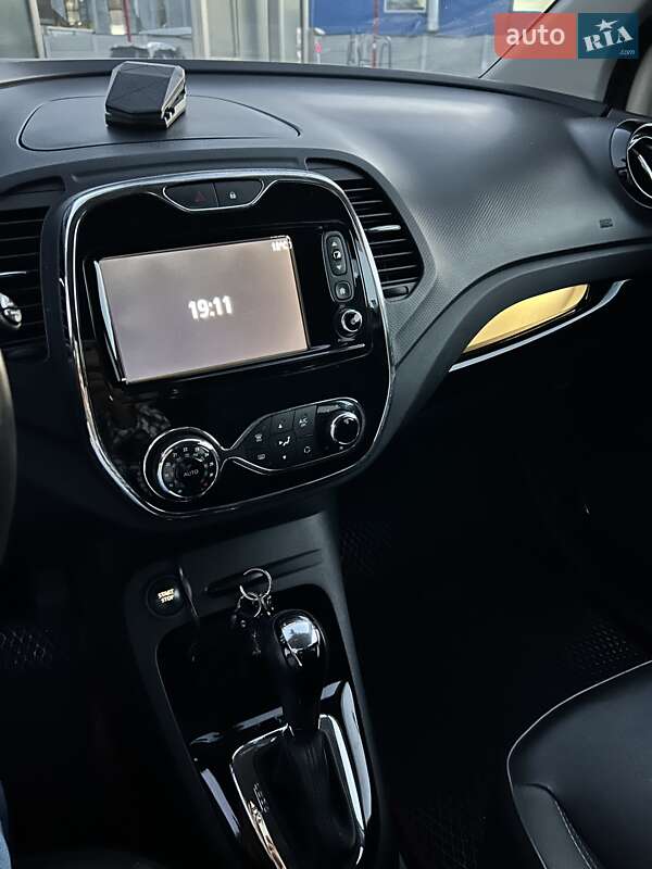 Внедорожник / Кроссовер Renault Captur 2015 в Одессе