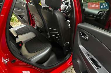 Внедорожник / Кроссовер Renault Captur 2016 в 