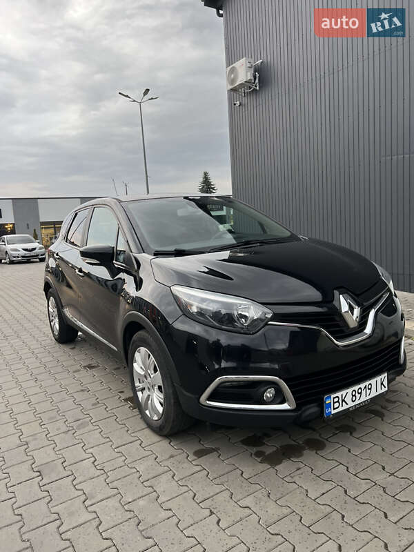 Внедорожник / Кроссовер Renault Captur 2014 в Млинове фото 4 Внедорожник / Кроссовер Renault Captur 2014 в Млинове