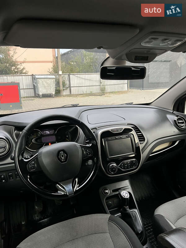 Внедорожник / Кроссовер Renault Captur 2014 в Млинове фото 17 Внедорожник / Кроссовер Renault Captur 2014 в Млинове