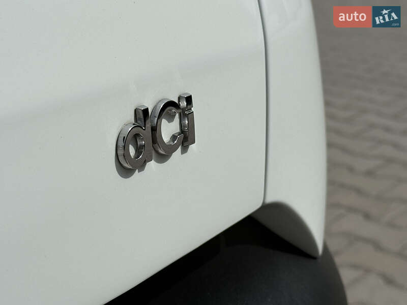 Позашляховик / Кросовер Renault Captur 2015 в Рівному фото 24 Позашляховик / Кросовер Renault Captur 2015 в Рівному
