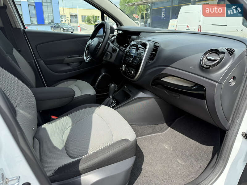 Позашляховик / Кросовер Renault Captur 2015 в Рівному фото 35 Позашляховик / Кросовер Renault Captur 2015 в Рівному