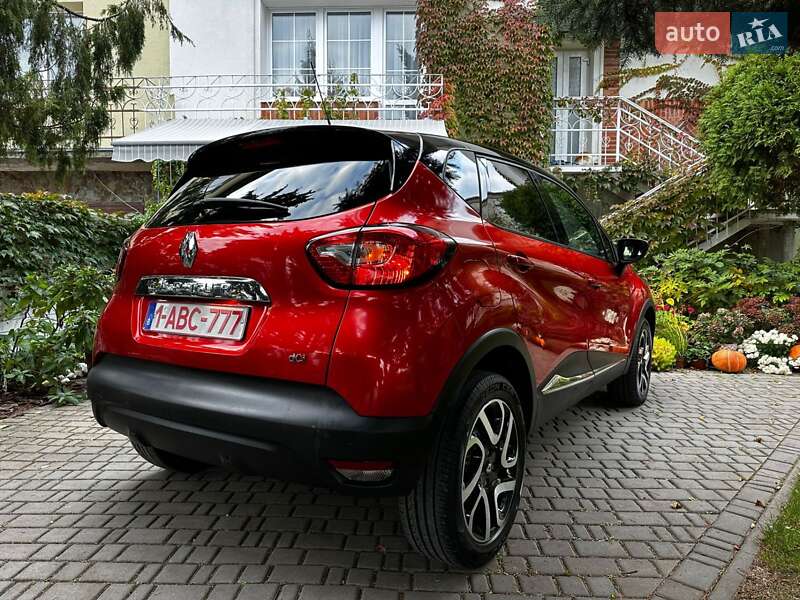 Внедорожник / Кроссовер Renault Captur 2016 в Львове