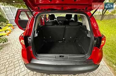 Внедорожник / Кроссовер Renault Captur 2016 в 