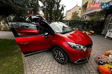 Внедорожник / Кроссовер Renault Captur 2016 в 