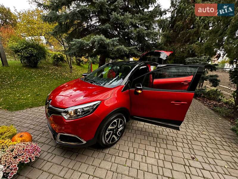 Внедорожник / Кроссовер Renault Captur 2016 в Львове