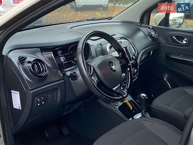 Внедорожник / Кроссовер Renault Captur 2014 в Ивано-Франковске
