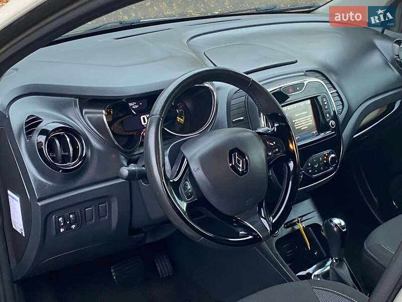 Внедорожник / Кроссовер Renault Captur 2014 в Ивано-Франковске