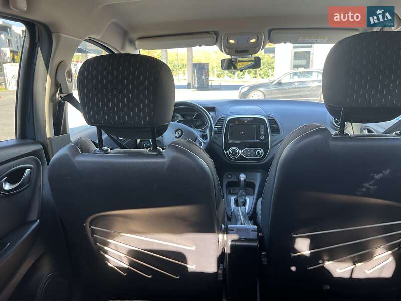Внедорожник / Кроссовер Renault Captur 2018 в Ужгороде