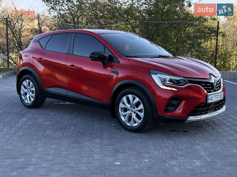 Внедорожник / Кроссовер Renault Captur 2021 в 