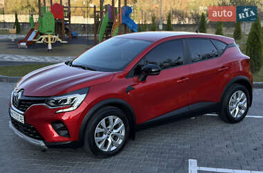 Внедорожник / Кроссовер Renault Captur 2021 в 