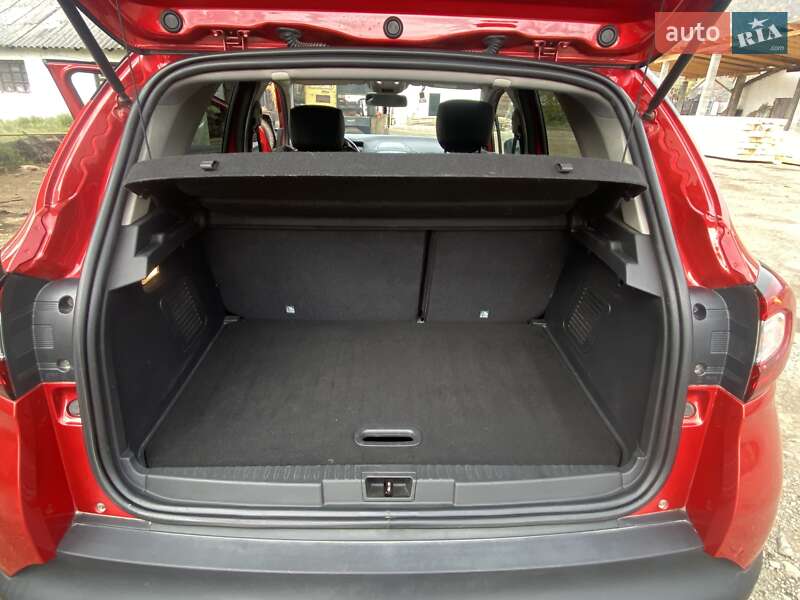 Внедорожник / Кроссовер Renault Captur 2018 в Тячеве фото 8 Внедорожник / Кроссовер Renault Captur 2018 в Тячеве