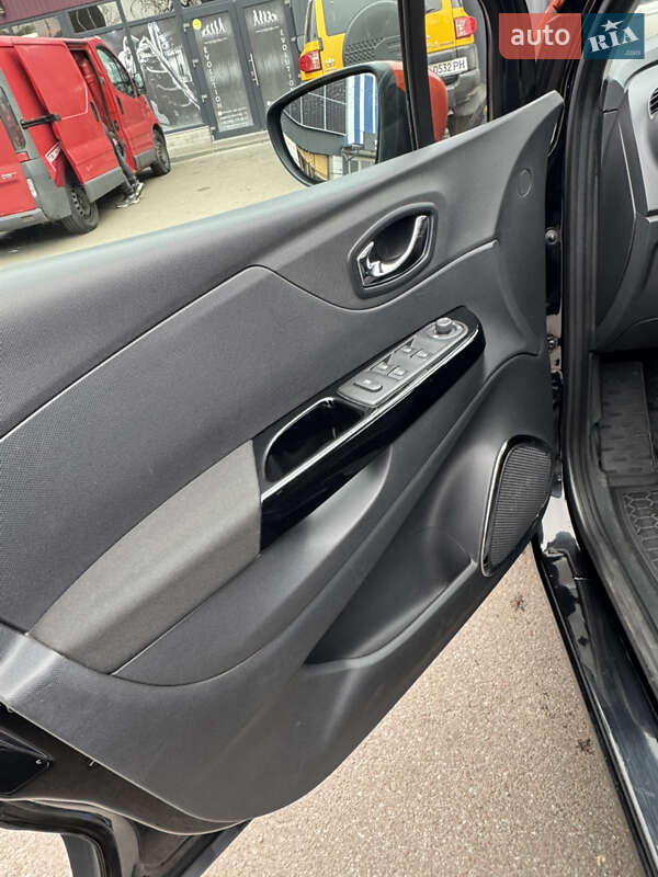 Позашляховик / Кросовер Renault Captur 2014 в Прилуках фото 15 Позашляховик / Кросовер Renault Captur 2014 в Прилуках