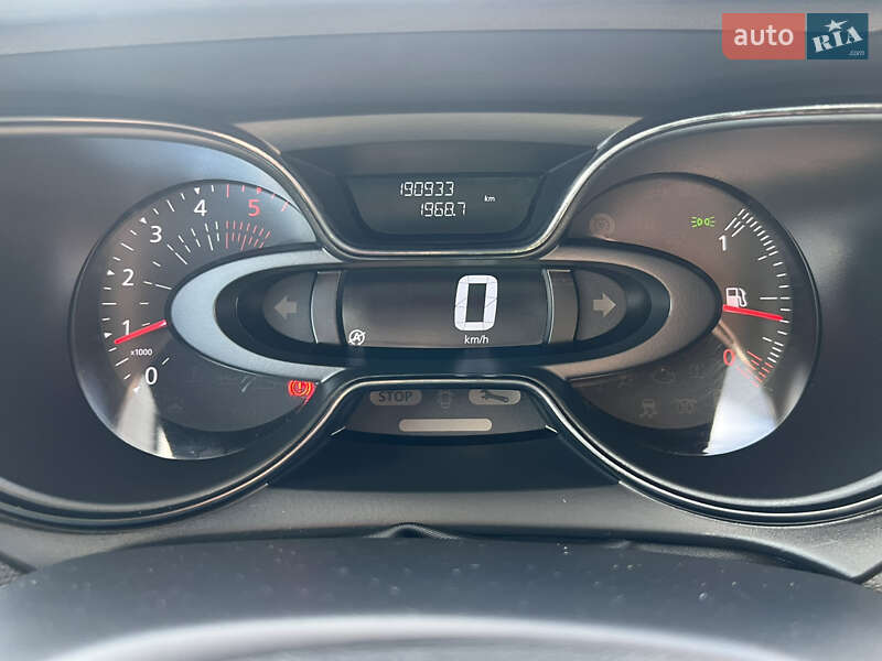 Внедорожник / Кроссовер Renault Captur 2018 в Лопатине