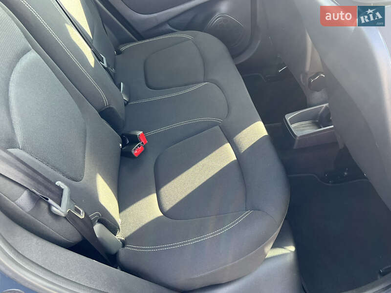 Внедорожник / Кроссовер Renault Captur 2018 в Лопатине