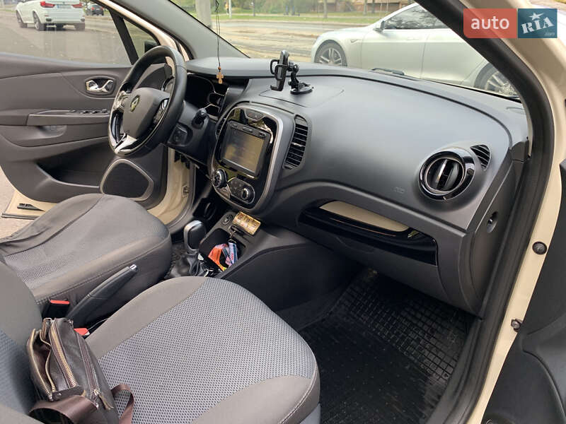 Позашляховик / Кросовер Renault Captur 2016 в Києві фото 9 Позашляховик / Кросовер Renault Captur 2016 в Києві