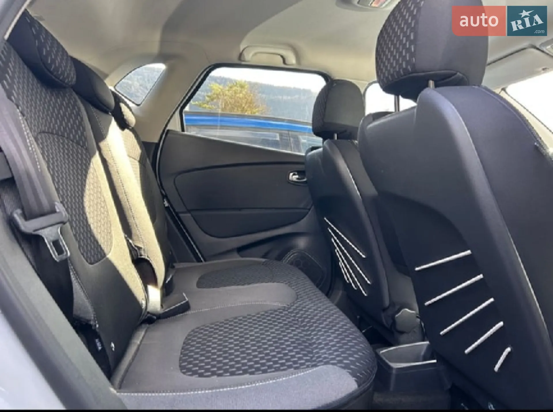 2019 Renault Captur - мініатюра 39