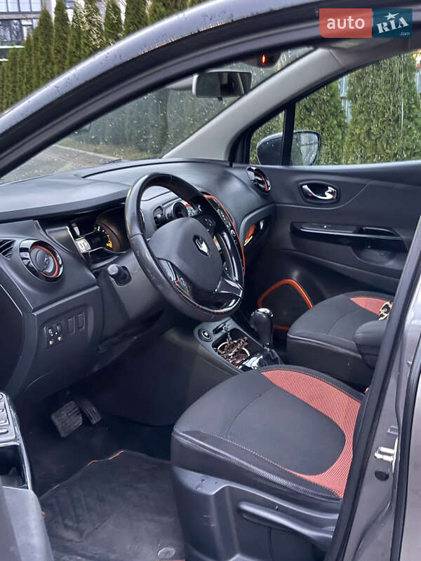 Внедорожник / Кроссовер Renault Captur 2014 в Ивано-Франковске