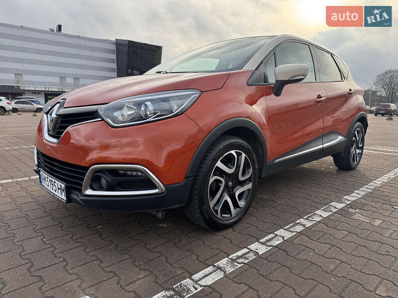 Позашляховик / Кросовер Renault Captur 2014 в Житомирі фото 3 Позашляховик / Кросовер Renault Captur 2014 в Житомирі