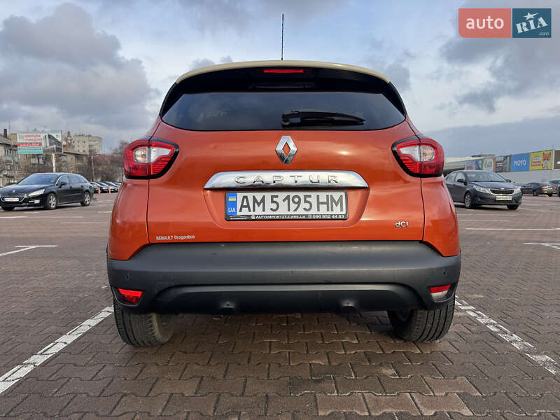 Позашляховик / Кросовер Renault Captur 2014 в Житомирі фото 12 Позашляховик / Кросовер Renault Captur 2014 в Житомирі