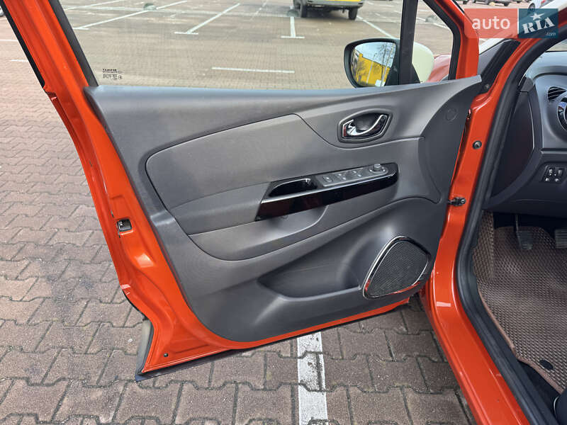 Позашляховик / Кросовер Renault Captur 2014 в Житомирі фото 30 Позашляховик / Кросовер Renault Captur 2014 в Житомирі