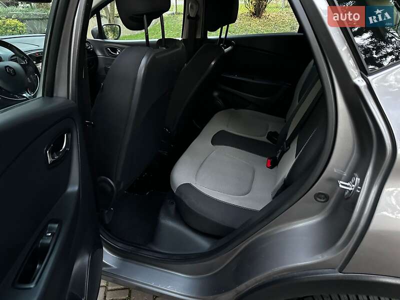 Внедорожник / Кроссовер Renault Captur 2015 в Львове
