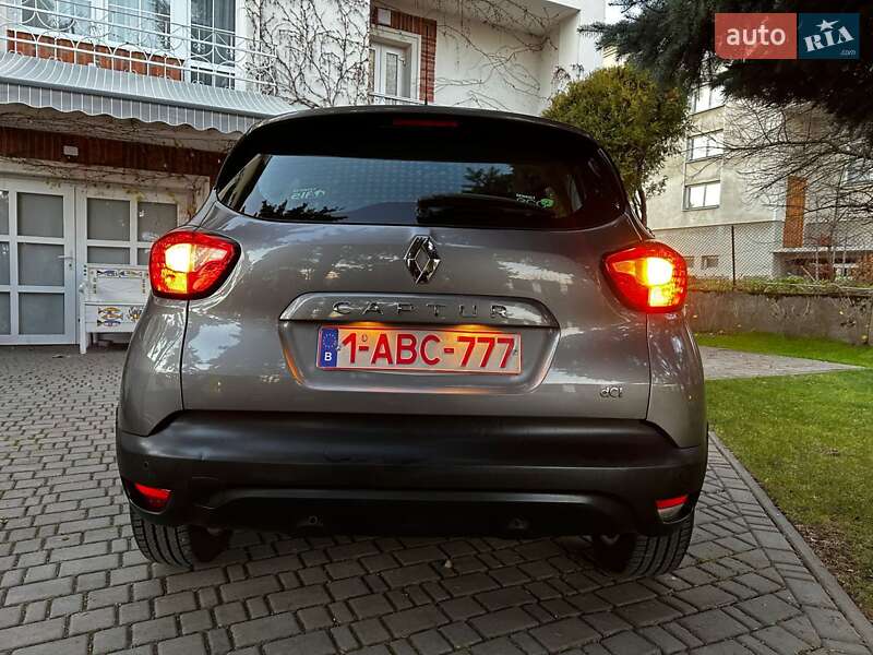 Внедорожник / Кроссовер Renault Captur 2015 в Львове