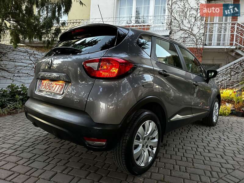 Внедорожник / Кроссовер Renault Captur 2015 в Львове