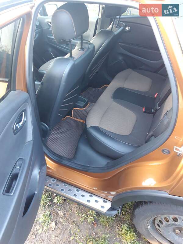 Внедорожник / Кроссовер Renault Captur 2017 в Киеве фото 13 Внедорожник / Кроссовер Renault Captur 2017 в Киеве