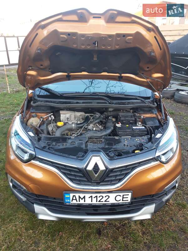 Внедорожник / Кроссовер Renault Captur 2017 в Киеве фото 23 Внедорожник / Кроссовер Renault Captur 2017 в Киеве