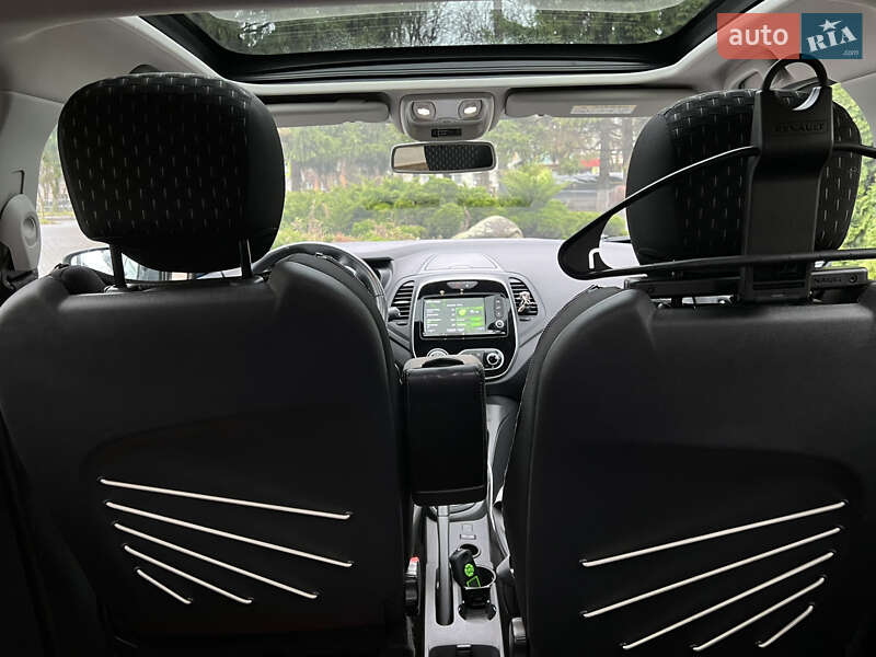 Внедорожник / Кроссовер Renault Captur 2019 в Тернополе