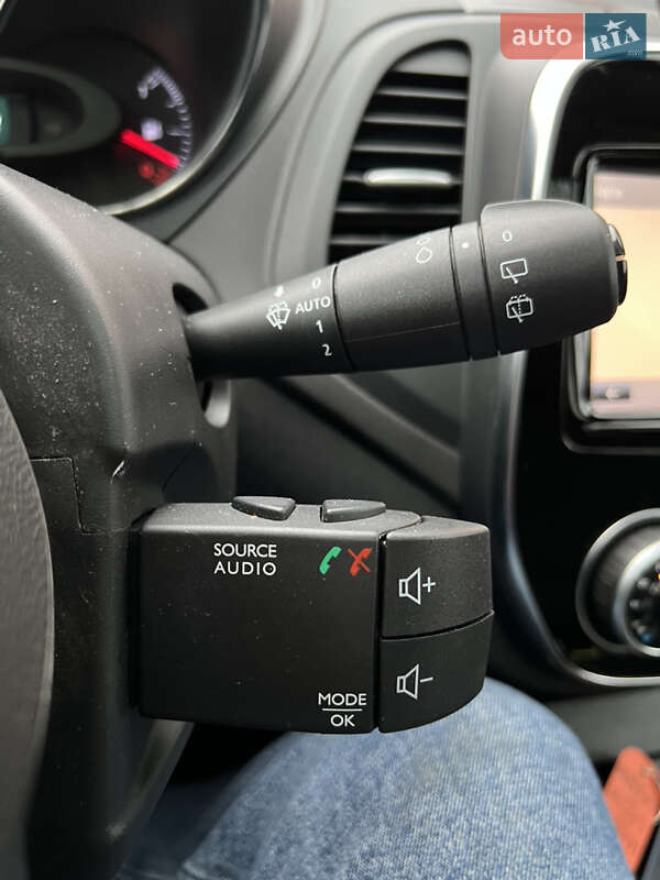 Внедорожник / Кроссовер Renault Captur 2019 в Тернополе