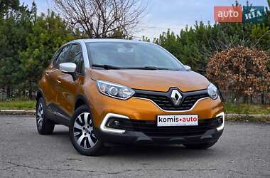 Позашляховик / Кросовер Renault Captur 2017 в Хмельницькому
