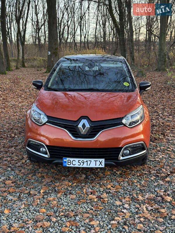 Позашляховик / Кросовер Renault Captur 2015 в Самборі