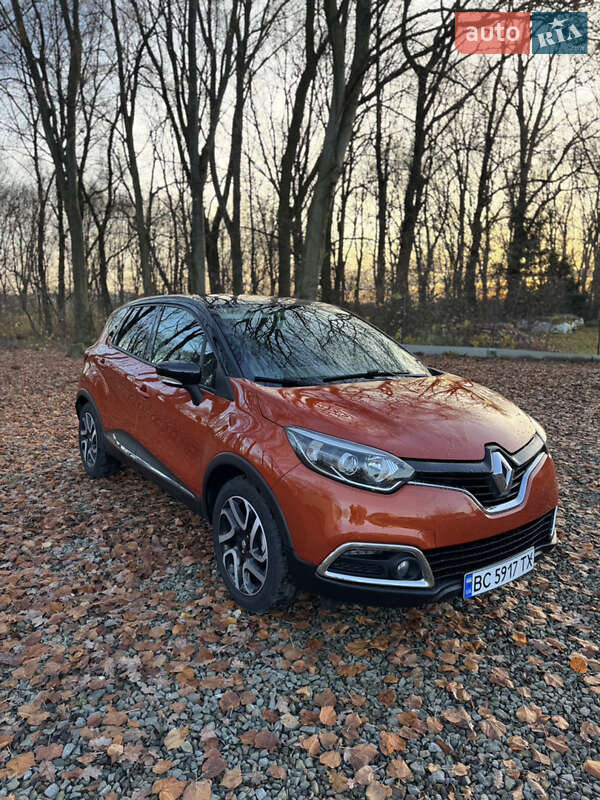Позашляховик / Кросовер Renault Captur 2015 в Самборі