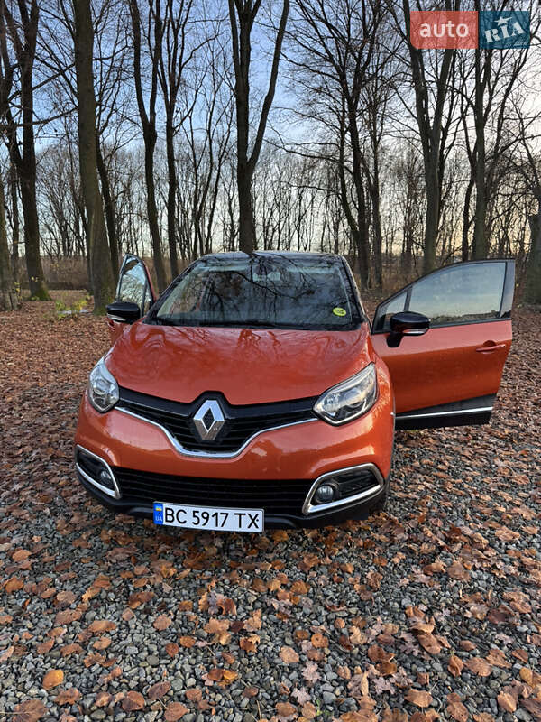Позашляховик / Кросовер Renault Captur 2015 в Самборі