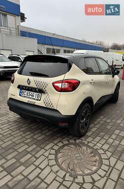 Внедорожник / Кроссовер Renault Captur 2016 в Львове