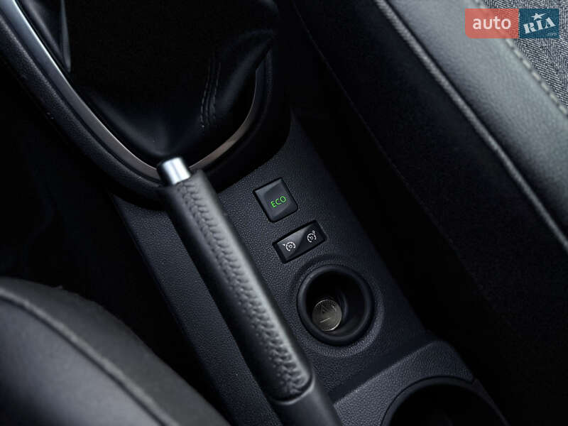 Внедорожник / Кроссовер Renault Captur 2019 в Луцке фото 31 Внедорожник / Кроссовер Renault Captur 2019 в Луцке