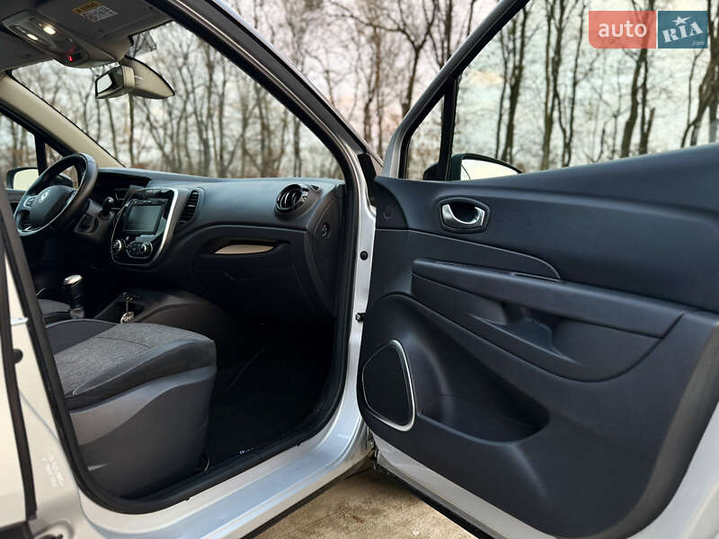 Внедорожник / Кроссовер Renault Captur 2019 в Луцке фото 37 Внедорожник / Кроссовер Renault Captur 2019 в Луцке