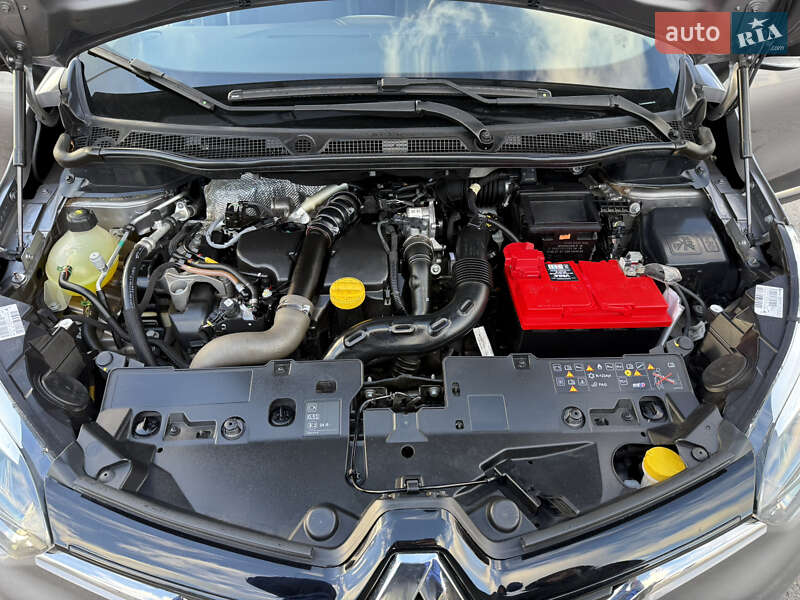 Внедорожник / Кроссовер Renault Captur 2020 в Днепре